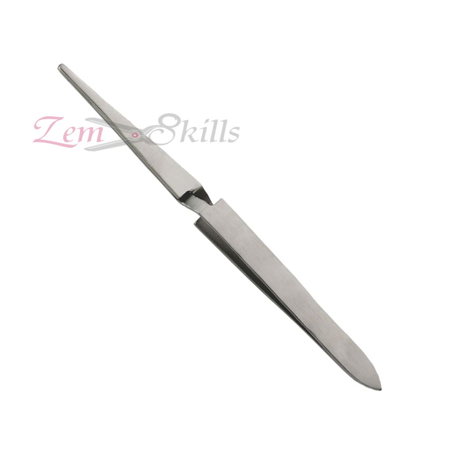 eye brow tweezers
